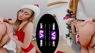 TmwVRnet - Getting wild under the Christmas tree