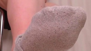 Ignore you in dirty socks – Mistress Anastasia Gree